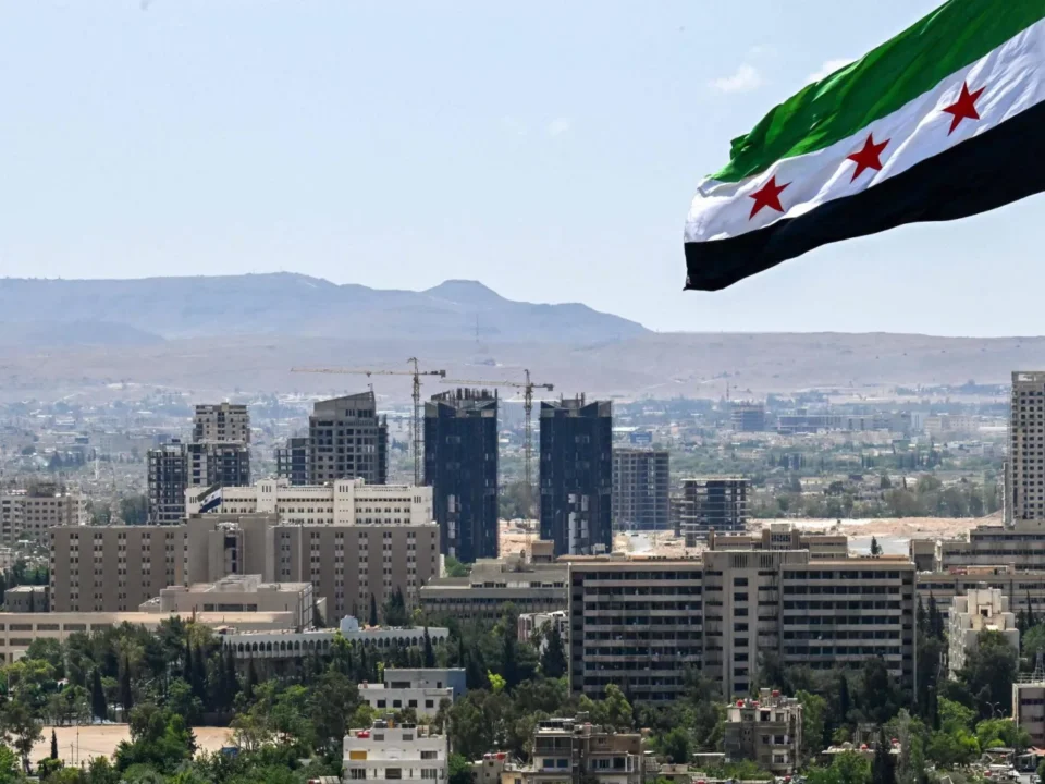 الشركاء الاس